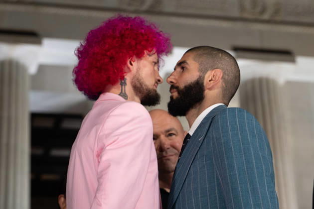 Ultimate Fighting Championship (UFC) fighters Sean O Malley (L) and Aiemann Zahabi (R) face off at a news conference at the Lincoln Memorial ahead of the planned UFC Freedom250 fight in Washington, DC, US, on Friday, June 12, 2026. MAGA Inc. and administration insiders will be out in force in Washington on President Donald Trump s birthday weekend, with events ranging from a super PAC dinner to mixed martial arts at the White House.  WASP20260612750 ANDREWxLEYDEN