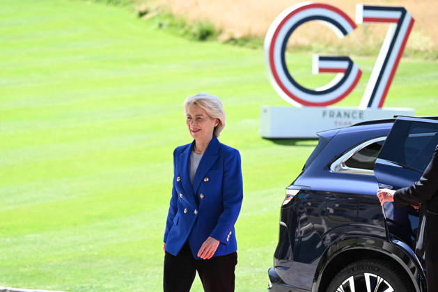 Ursula von der Leyen, President of the European Commission Arrivées des chefs détats et de gouvernement au sommet du G7 à Evian le 15 juin 2026 Jeanne Accorsini Bestimage Arrival of heads of state and government at the G7 summit in Evian on June 15, 2026 Evian France Copyright: xJeannexAccorsinix xPoolx xBestimagexJeannexAccorsinix xPoolx xBestimagex