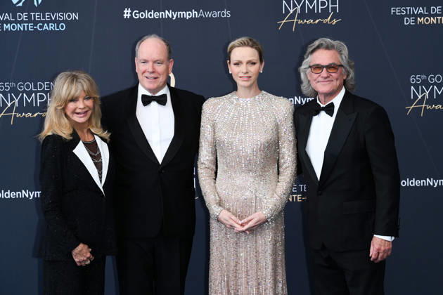 IPA85757190 - Monte Carlo, 65th Monte Carlo Television Festival - Closing Ceremony Red Carpet - Goldie Hawn, Prince Albert II of Monaco, Princess Charlene of Monaco, and Kurt Russell  Copyright: xAlbertoxTerenghix xAlbertoxTerenghix 85757190