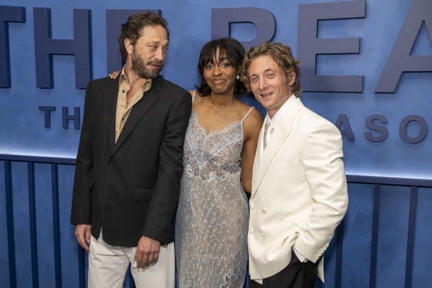June 15, 2026, New York, New York, USA: EBON MOSS-BACHRACH, AYO EDEBIRI and JEREMY ALLEN WHITE attend The Final Family Meal event to celebrate the Season 5 Premiere of The Bear on FX at Nine Orchard in New York. 15 June 2026 New York USA - ZUMAa265 20260615_zep_a265_161 Copyright: xEricxAcquayex