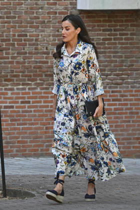 Queen Letizia chairs the meeting of the Board of Trustees of the Residencia de Estudiantes Queen Letizia arrives at the meeting of the Board of Trustees of the Residencia de Estudiantes on June 17, 2026, in Madrid, Spain QUEEN LETIZIA RESIDENCIA DE ESTUDIANTES JUNE 17, 2026 José Madrid Madrid, Spain,detected_source_language Copyright: xJosà xOlivax 7602906
