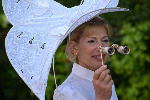 Royal Ascot 2026 BERKSHIRE, UNITED KINGDOM - JUNE 18: Visitors wearing elaborate hats and elegant outfits attend the third day of the traditional Royal Ascot horse racing event, held in the United Kingdom since 1711, at Ascot Racecourse in Berkshire, United Kingdom on June 18, 2026. Rasid Necati Aslim Anadolu Berkshire United Kingdom. Editorial use only. Please get in touch for any other usage. Copyright: x2026xAnadoluxRasidxNecatixAslimx