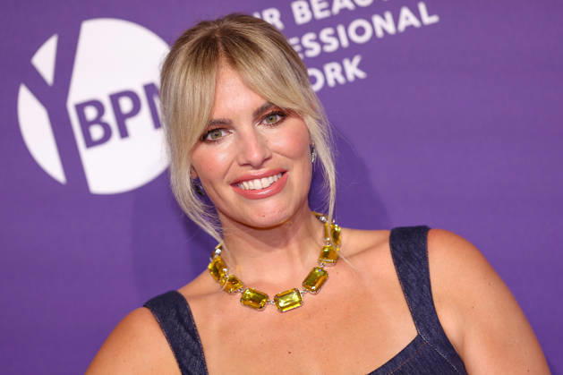 18.06.2026, Angelina Kirsch (Fernsehmoderatorin und Curvy-Model) auf dem Purple Carpet bei den Verleihung des DUFTSTARS Award in den Rheinterrassen Düsseldorf. Der Deutscher Parfumpreis DUFTSTARS 2026 zählen zu den renommiertesten Beautyawards und Duft-Awards Deutschlands. Nordrhein-Westfalen Deutschland