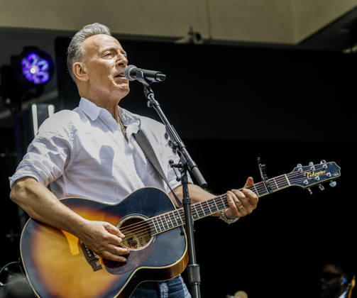 Bruce Springsteen performs at the grand opening for the Obama Presidential Center in the center s John Lewis Plaza in Chicago, Illinois, on Thursday, June 18, 2026. The grounds open to the public on Juneteenth, June 19th.  CHI20260618859 TANNENxMAURY