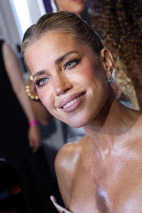 Moderatorin Sylvie Meis bei der Verleihung der Duftstars 2026 in den Düsseldorfer Rheinterassen. Düsseldorf, 18.06.2026 NRW Deutschland Copyright: xChristophxHardtx