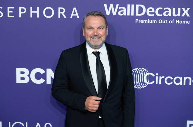 Udo HEUSER, Fragrance Foundation Germany, Portraet, Porträt, Portrait, Angeschnittenes Einzelbild, Einzelmotiv, Roter Teppich, Red Carpet Show, Purple Carpet, Ankunft, arrival, bei den DUFTSTARS 2026 - Deutscher Parfumpreis Verleihung des deutschen Parfumpreises DUFTSTARS durch die Fragrance Foundation am 18.06.2026, Rheinterrassen, Duesseldorf.