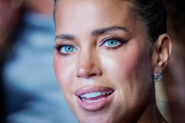 18.06.2026. Düsseldorf. Sylvie Meis am Purple Carpet bei der Verleihung des Deutschen Parfumpreises DUFTSTARS 2026 in der Düsseldorfer Rheinterrasse. Die DUFTSTARS zählen zu den renommiertesten Beauty- und Duft-Awards Deutschlands und bringen jedes Jahr Persönlichkeiten aus Beauty, Fashion, Medien und Entertainment zusammen. Düsseldorf Rheinterrasse Nordrhein-Westfalen Deutschland