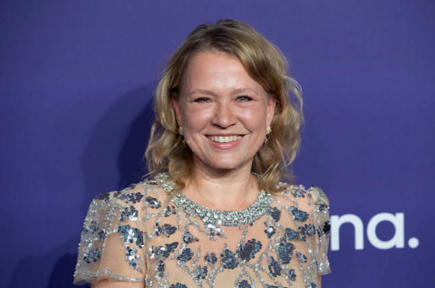 Nova MEIERHENRICH, Moderatorin, Portraet, Porträt, Portrait, Angeschnittenes Einzelbild, Einzelmotiv, Roter Teppich, Red Carpet Show, Purple Carpet, Ankunft, arrival, bei den DUFTSTARS 2026 - Deutscher Parfumpreis Verleihung des deutschen Parfumpreises DUFTSTARS durch die Fragrance Foundation am 18.06.2026, Rheinterrassen, Duesseldorf.