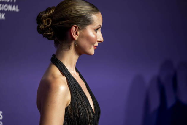ABB DUFTSTARS- Anna Hiltrop Model zu Gast auf dem blauen Teppich bei der Verleihung des Deutschen Parfumpreises Duftstars 2026 auf der Rheinterrasse am 18.06.2026 in Duesseldorf NRW Deutschland