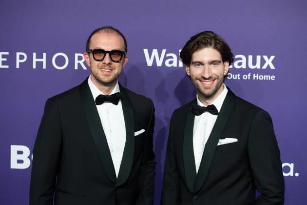 v.l. Philipp HEHMANN, Influencer, Philip DEML, Influencer Roter Teppich, Red Carpet Show, Purple Carpet, Ankunft, arrival, bei den DUFTSTARS 2026 - Deutscher Parfumpreis Verleihung des deutschen Parfumpreises DUFTSTARS durch die Fragrance Foundation am 18.06.2026, Rheinterrassen, Duesseldorf.