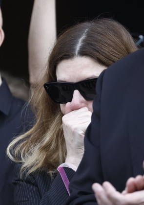 Chiara Mastroianni at the funeral of Mr. Satrapi at the Père Lachaise Crematorium in Paris on June 19, 2026. The author of the famous graphic novel, which was adapted into a film, Persepolis, died on June 3, 2026, at the age of 56, inconsolable over the loss of her husband, M. Ripa, which occurred a year earlier. Cyril Moreau Bestimage at the funeral of M. Satrapi at the Père Lachaise Crematorium in Paris, on June 19, 2026. The author of the famous graphic novel, adapted into a film, Persepolis, died on June 3, 2026, at the age of 56, inconsolable over the loss of her husband, M. Ripa, which occurred a year earlier. Paris, France,detected_source_language Copyright: xCYRILxMOREAUx xBESTIMAGExCYRILxMOREAUx xBESTIMAGEx