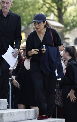 Golshifteh Farahani at Mr. Satrapi’s funeral at the Père Lachaise Crematorium in Paris on June 19, 2026. The author of the famous graphic novel, which was adapted into a film, Persepolis, died on June 3, 2026, at the age of 56, inconsolable over the loss of her husband, M. Ripa, which occurred a year earlier. Cyril Moreau Bestimage The funeral of M. Satrapi at the Père Lachaise Crematorium in Paris, on June 19, 2026. The author of the famous graphic novel, adapted into a film, Persepolis, died on June 3, 2026, at the age of 56, inconsolable over the loss of her husband, M. Ripa, which occurred a year earlier. Paris, France,detected_source_language Copyright: xCYRILxMOREAUx xBESTIMAGExCYRILxMOREAUx xBESTIMAGEx