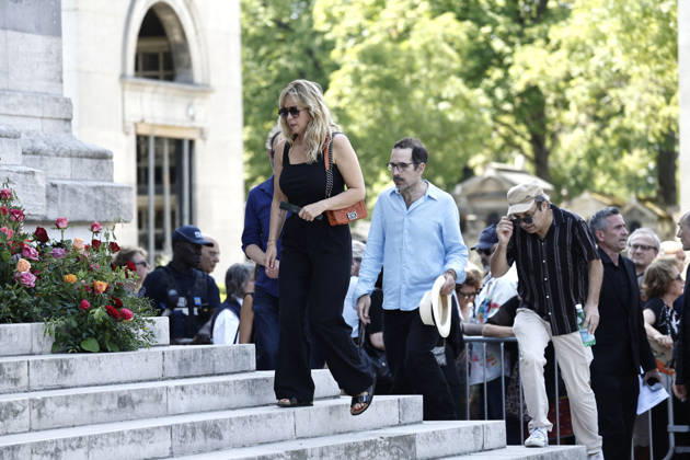Enora Malagré at the funeral of Mr. Satrapi at the Père Lachaise Crematorium in Paris on June 19, 2026. The author of the famous graphic novel, which was adapted into a film, Persepolis, died on June 3, 2026, at the age of 56, inconsolable over the loss of her husband, M. Ripa, which had occurred a year earlier. Cyril Moreau Bestimage at the funeral of M. Satrapi at the Père Lachaise Crematorium in Paris, on June 19, 2026. The author of the famous graphic novel, adapted into a film, Persepolis, died on June 3, 2026, at the age of 56, inconsolable over the loss of her husband, M. Ripa, which occurred a year earlier. Paris, France,detected_source_language Copyright: xCYRILxMOREAUx xBESTIMAGExCYRILxMOREAUx xBESTIMAGEx