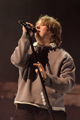Lewis Capaldi, performs live on stage at the Isle of Wight festival in Newport, UK -19 Jun 2026 Scottish singer songwriter Lewis Marc Capaldi, known professionally as Lewis Capaldi, performs live on stage at the Isle of Wight festival. His single Someone You Loved topped the UK Singles Chart where it remained for seven weeks, and it was nominated at the 62nd Annual Grammy Awards for Song of the Year Newport United Kingdom Copyright: xDawnxFletcher-Parkx xSOPAxImagesx DSCF4797