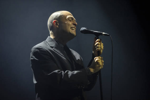 Orlando Weeks at Meltdown Festival 19_06_2026 Ex frontman of the chart-topping band The Maccabees, Orlando Weeks performs at Queen Elizabeth Hall, London on 19th June 2026 as part of Meltdown Festival curated by Harry Styles., Credit:Zoran Veselinovic B4859 Avalon UK, London, Queen Elizabeth Hall  Copyright: xZoranxVeselinovicx xB4859x xAvalonx 1111314676