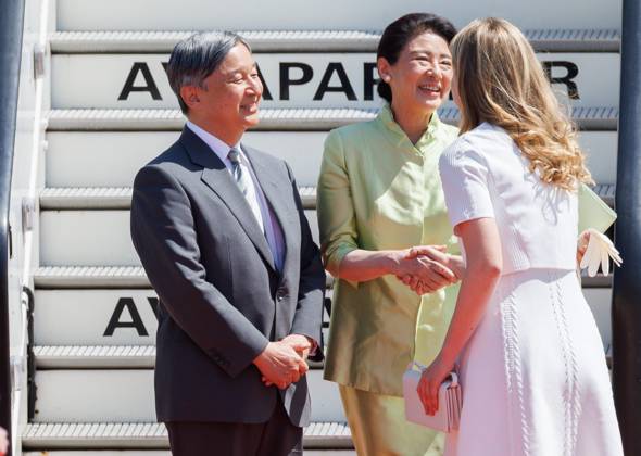 Crown Princess Elisabeth welcomes Japanese Emperor Naruhito and Japanese Empress Masako upon the arrival at Melsbroek military airport for an official state visit of the Japanese Emperor and Empress to Belgium, on Saturday 20 June 2026, in Brussels. The Emperor and Empress of Japan visit Belgium from June 20-25.  BENOITxDOPPAGNE 178446437