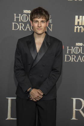 ABB HBO- Moritz Baeckerling zu Gast auf dem schwarzen Teppich bei der Deutschland Premiere zur dritten Staffel der HBO Original Serie House of the Dragon im Kino International am 19.06.2026 in Berlin Berlin Deutschland
