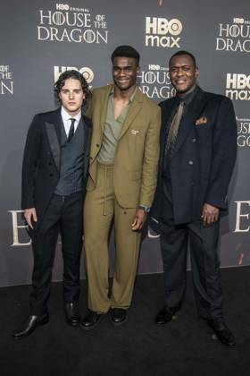 ABB HBO- Harry Collett, Clinton Liberty und Abubakar Salim zu Gast auf dem schwarzen Teppich bei der Deutschland Premiere zur dritten Staffel der HBO Original Serie House of the Dragon im Kino International am 19.06.2026 in Berlin Berlin Deutschland