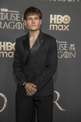 ABB HBO- Moritz Baeckerling zu Gast auf dem schwarzen Teppich bei der Deutschland Premiere zur dritten Staffel der HBO Original Serie House of the Dragon im Kino International am 19.06.2026 in Berlin Berlin Deutschland