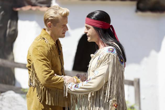 ABB KARLMAY- Bastian Semm Old Shatterhand Alexander Klaws Winnetou die Schauspieler in Maske und Kostuem am Freitag 19.06.2026 bei der Generalprobe zum Stueck Im Tal des Todes bei den Karl-May-Spielen 2026 im Indian Village am Kalkberg Die Premiere findet am 27. Juni in der Freilichtbuehne am Kalkberg in Bad Segeberg statt Schleswig-Holstein Deutschland