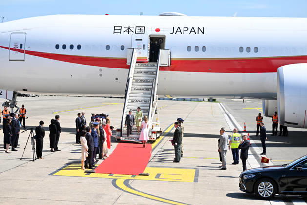 Japanese Emperor Naruhito and Empress Masako visit Belgium BRUSSELS, BELGIUM - JUNE 20: Japanese Emperor Naruhito and Empress Masako arrive at Melsbroek Military Airport for an official state visit marking the 160th anniversary of diplomatic relations between Japan and Belgium, where they are welcomed by Princess Elisabeth of Belgium in Brussels, Belgium, on June 20, 2026. Dursun Aydemir Anadolu Brussels Belgium. Editorial use only. Please get in touch for any other usage.  Copyright: x2026xAnadoluxDursunxAydemirx