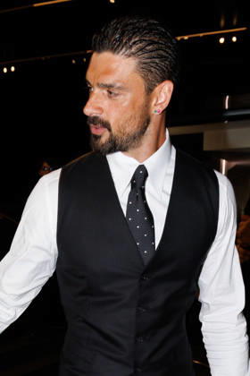 News - Dolce&Gabbana Spring 2027 Men s Collections Show - Celebrities MILAN, ITALY - JUNE 20, 2026: Nome Celebrita attends the Dolce&amp;Gabbana Men s Spring Summer 2027 collection runway show during the Milan Fashion Week Menswear in Milan, Italy. Photo: Cinzia Camela. Milan Metropol Italy Copyright: xCinziaxCamelax xLiveMediax LPN_2529191