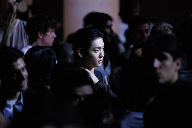 News - Dolce&Gabbana Spring 2027 Men s Collections Show - Celebrities MILAN, ITALY - JUNE 20, 2026: Soobin of Tomorrow X Together attends the Dolce&amp;Gabbana Men s Spring Summer 2027 collection runway show during the Milan Fashion Week Menswear in Milan, Italy. Photo: Cinzia Camela. Milan Metropol Italy Copyright: xCinziaxCamelax xLiveMediax LPN_2529202
