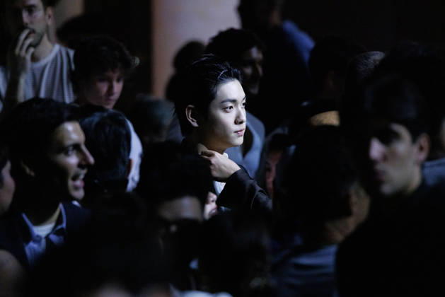 News - Dolce&Gabbana Spring 2027 Men s Collections Show - Celebrities MILAN, ITALY - JUNE 20, 2026: Soobin of Tomorrow X Together attends the Dolce&amp;Gabbana Men s Spring Summer 2027 collection runway show during the Milan Fashion Week Menswear in Milan, Italy. Photo: Cinzia Camela. Milan Metropol Italy Copyright: xCinziaxCamelax xLiveMediax LPN_2529203