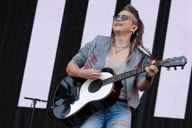 June 20, 2026, Newport, United Kingdom: Scottish singer-songwriter and musician Kate Victoria Tunstall, known professionally as KT Tunstall, performing live on stage at the Isle of Wight festival. Newport United Kingdom - ZUMAs197 20260620_aaa_s197_087 Copyright: xDawnxFletcher-Parkx