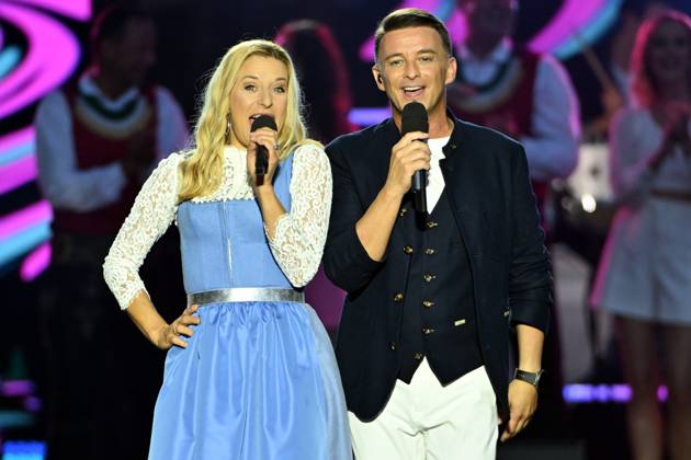 20.06.2026 - Bad Kleinkirchheim - St. Oswald am Hoferriegel in Österreich (AUT) - Wenn die Musi spielt Sommer Open Air 2026- im Bild: Stefanie Hertel und Marco Ventre,
