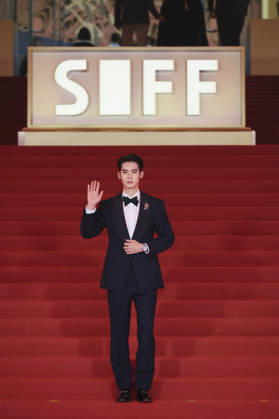 SHANGHAI, CHINA - JUNE 20: Actor Yosh Yu Shi arrives at the red carpet of the closing ceremony for the 28th Shanghai International Film Festival on June 20, 2026 in Shanghai, China.  Copyright: xVCGx 111649394315