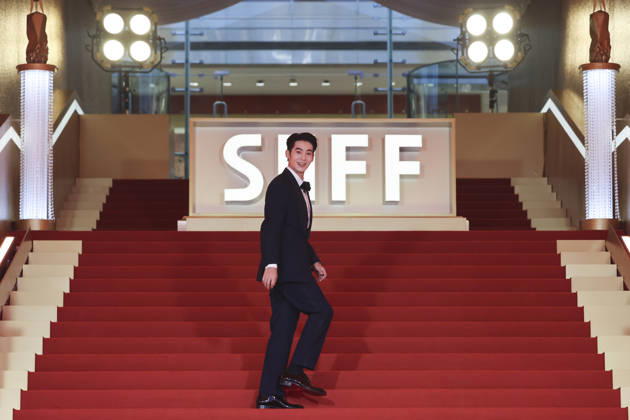 SHANGHAI, CHINA - JUNE 20: Actor Yosh Yu Shi arrives at the red carpet of the closing ceremony for the 28th Shanghai International Film Festival on June 20, 2026 in Shanghai, China.  Copyright: xVCGx 111649394353