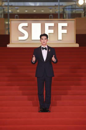 SHANGHAI, CHINA - JUNE 20: Actor Yosh Yu Shi arrives at the red carpet of the closing ceremony for the 28th Shanghai International Film Festival on June 20, 2026 in Shanghai, China.  Copyright: xVCGx 111649394357