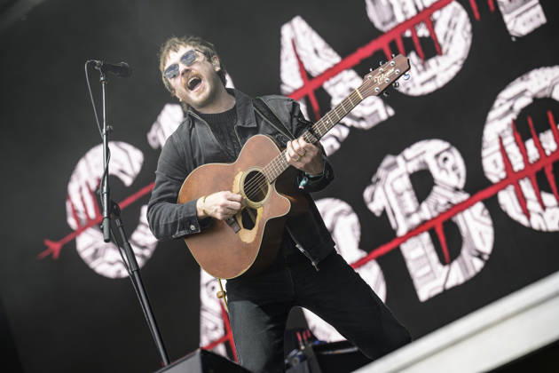 Musical Festival in Glasgow, UK - 20 Jun 2026 Jonathan Byrne of Chasing Abbey performs live on stage at Glasgow Green. Glasgow United Kingdom Copyright: xStuartxWestwoodx xSOPAxImagesx SWESTWOOD14