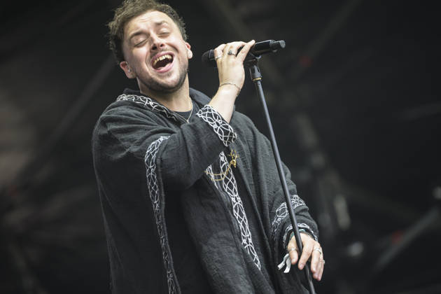 Musical Festival in Glasgow, UK - 20 Jun 2026 Ted Conway of Chasing Abbey performs live on stage at Glasgow Green. Glasgow United Kingdom Copyright: xStuartxWestwoodx xSOPAxImagesx SWESTWOOD15