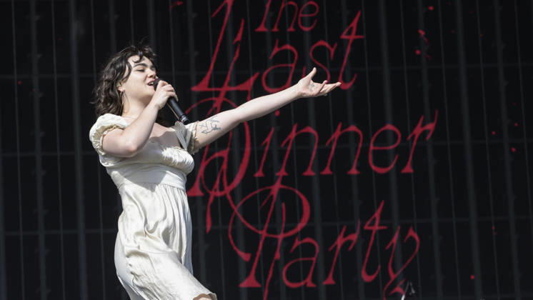 Musical Festival in Glasgow, UK - 20 Jun 2026 Abigail Morris of The Last Dinner Party performs live on stage at Glasgow Green. Glasgow United Kingdom Copyright: xStuartxWestwoodx xSOPAxImagesx SWESTWOOD59
