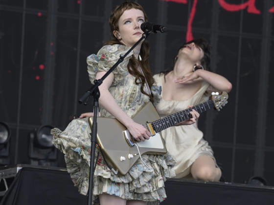 Musical Festival in Glasgow, UK - 20 Jun 2026 Emily Roberts and Abigail Morris of The Last Dinner Party perform live on stage at Glasgow Green. Glasgow United Kingdom Copyright: xStuartxWestwoodx xSOPAxImagesx SWESTWOOD61