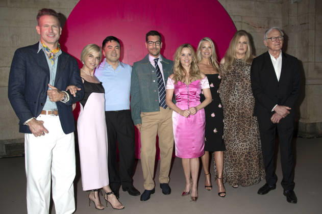 Matthew Davis, Selma Blair, Bowen Yang, Matt Rogers, Reese Witherspoon, Ali Larter, Jennifer Coolidge und Victor Garber beim Amazon Prime Video Popup Event Elle World zum 25. Geburtstag des Films ˜Legally Blonde Natürlich blond˜ und zur Serie ˜Elle˜ in der Hall des Lumieres. New York, 20.06.2026