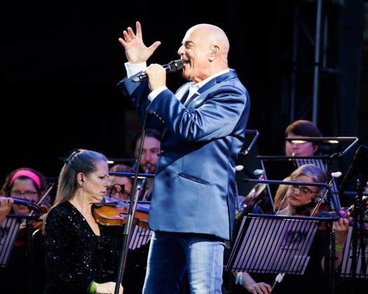 Peter Cox of Go West performing live at the 80s Classical Show at the Hampton Court Palace Festival, London, UK on 20th June 2026 Peter Cox of Go West performing live at the 80s Classical Show at the Hampton Court Palace Festival, London, UK on 20th June 2026, Credit:Manuela Langotsch Avalon United Kingdom, London, Hampton Court Palace Festival  Copyright: xManuelaxLangotschx xAvalonx 1111609747