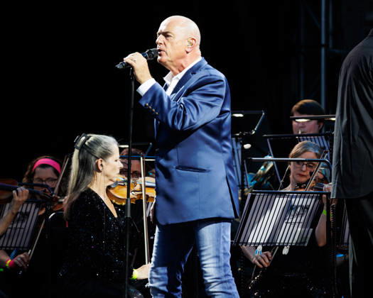 Peter Cox of Go West performing live at the 80s Classical Show at the Hampton Court Palace Festival, London, UK on 20th June 2026 Peter Cox of Go West performing live at the 80s Classical Show at the Hampton Court Palace Festival, London, UK on 20th June 2026, Credit:Manuela Langotsch Avalon United Kingdom, London, Hampton Court Palace Festival  Copyright: xManuelaxLangotschx xAvalonx 1111609752