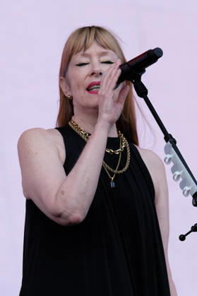 June 21, 2026, Newport, United Kingdom: American singer-songwriter Suzanne Nadine Vega known professionally as Suzanne Vega performing live at the Isle of Wight festival. Newport United Kingdom - ZUMAs197 20260621_aaa_s197_029 Copyright: xDawnxFletcher-Parkx