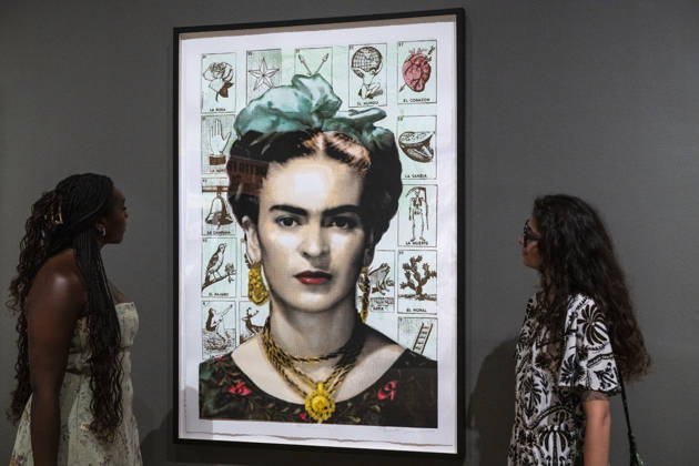 June 22, 2026, London, London, UK: LONDON, UK. Staff with Ã¢â‚¬ËœFrida GrandoÂ­simaÃ¢â‚¬â ¢, 2003, by Richard Duardo at a preview of Frida: The Making of an Icon, a new exhibition at Tate Modern tracing Mexican painterÃ¢â‚¬â ¢s KahloÃ¢â‚¬â ¢s transformation from relatively unknown painter to global cultural phenomenon. Over 30 original works by Frida Kahlo alongside other works are on show runs 25 June 2026 to 3 January 2027. London UK  - ZUMAl94_ 20260622_zaf_l94_045 Copyright: xStephenxChungx