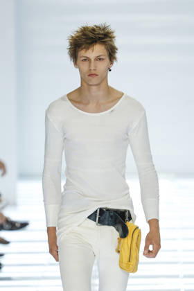 Runway at the Prada fashion show during Milan Fashion Week Menswear Spring Summer 2027 on June 21, 2026, in Milan, Italy Bestimage Milan France,detected_source_language  Copyright: xAgencex xBestimagexAgencex xBestimagex