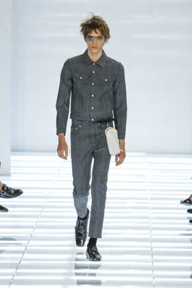Runway at the Prada fashion show during Milan Fashion Week Menswear Spring Summer 2027 on June 21, 2026, in Milan, Italy Bestimage Milan France,detected_source_language  Copyright: xAgencex xBestimagexAgencex xBestimagex