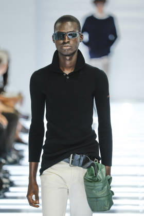 Runway at the Prada fashion show during Milan Fashion Week Menswear Spring Summer 2027 on June 21, 2026, in Milan, Italy Bestimage Milan France,detected_source_language  Copyright: xAgencex xBestimagexAgencex xBestimagex