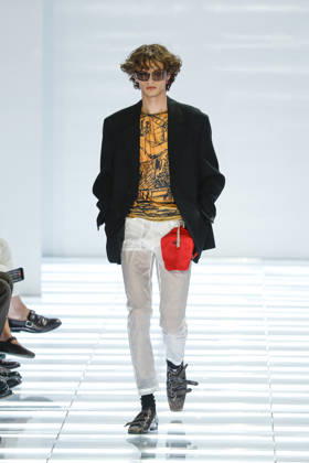 Runway at the Prada fashion show during Milan Fashion Week Menswear Spring Summer 2027 on June 21, 2026, in Milan, Italy Bestimage Milan France,detected_source_language  Copyright: xAgencex xBestimagexAgencex xBestimagex