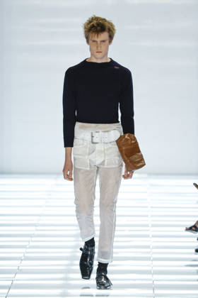 Runway at the Prada fashion show during Milan Fashion Week Menswear Spring Summer 2027 on June 21, 2026, in Milan, Italy Bestimage Milan France,detected_source_language  Copyright: xAgencex xBestimagexAgencex xBestimagex