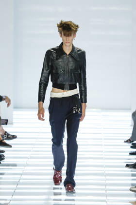 Runway at the Prada fashion show during Milan Fashion Week Menswear Spring Summer 2027 on June 21, 2026, in Milan, Italy Bestimage Milan France,detected_source_language  Copyright: xAgencex xBestimagexAgencex xBestimagex