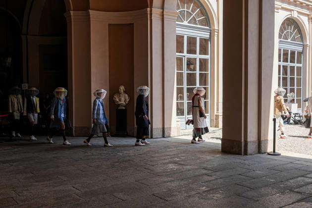IPA85942321 - Milan, Milan Men™s Fashion Week Spring Summer 2027 - Men™s Fashion, Spring Summer 2027 - Thom Browne fashion show - runway in the photo: Model  Copyright: xRiccardoxGIordanox xRiccardoxGiordanox 85942321