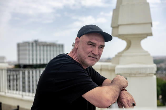 Portraits of Rapper Kase O Rapper Kase O poses for Europa Press on June 22, 2026, in Madrid, Spain. Javier Ibarra Ramos, known as Kase O, is a Spanish rapper, a native of Zaragoza, who rose to prominence as a member of Violadores del Verso with demos such as Rompecabezas and Dos Rombos. As a solo artist, he has cemented his status as a leading figure in Spanish hip-hop with albums such as Kase O Jazz Magnetism and El Círculo. June 22, 2026, Madrid, Spain,detected_source_language Copyright: xRicardoxRubiox 7615540